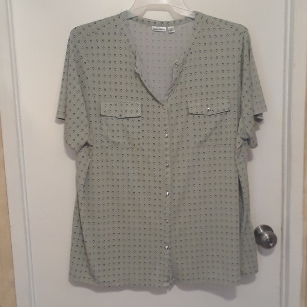 Ladies Plus Sz Button-Up Short sleeve Blouse